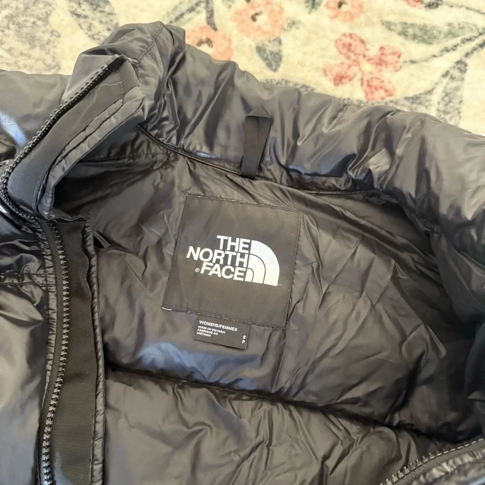 North Face Cropped Puffer - Picture 5 of 7